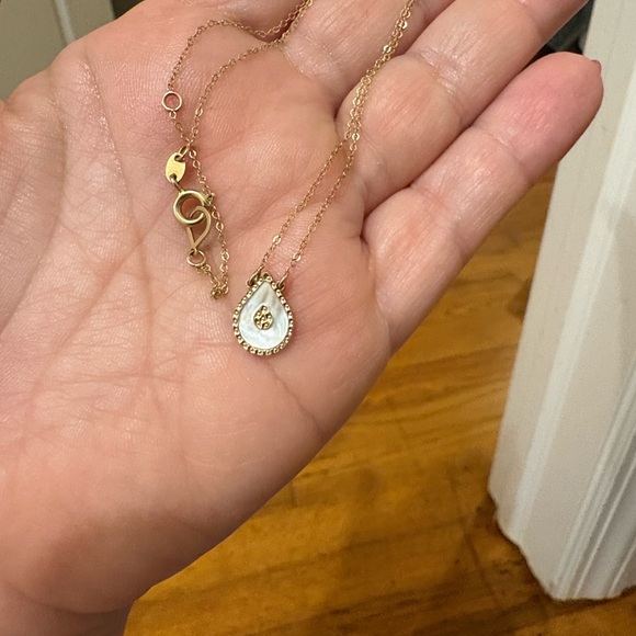 14k Pendant Necklace - Picture 6 of 6